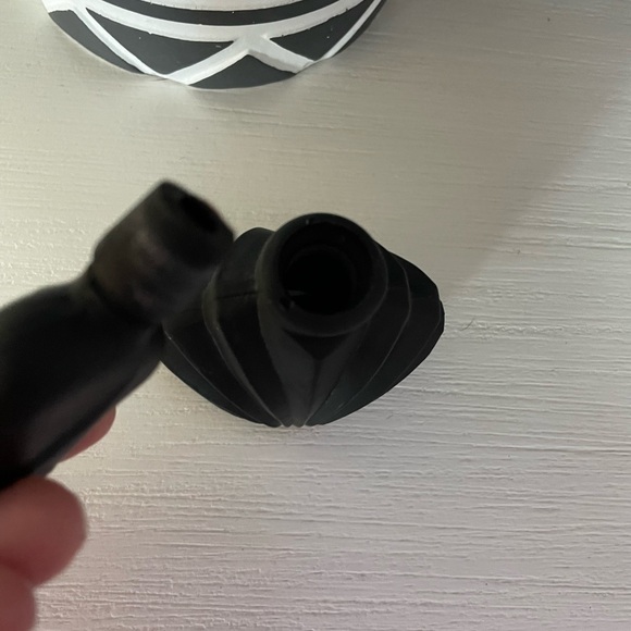 Vintage Frosted Black Glass Art Deco Shell Perfume Bottle & Stopper - Picture 2 of 9